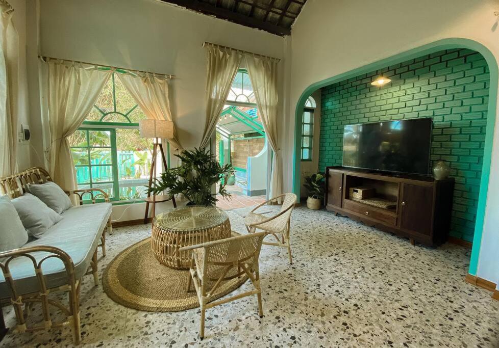 Hoi An Coastal Charm Villa - Jaccuzi Pool - Netflix Tan Thanh Екстериор снимка